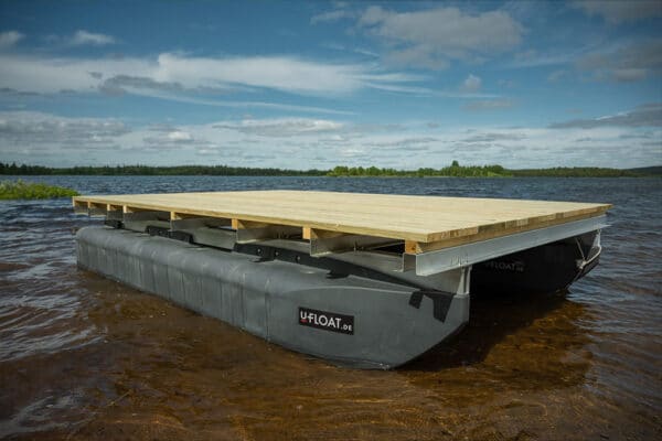 Ufloat modulares Ponton-System mit Holzdeck
